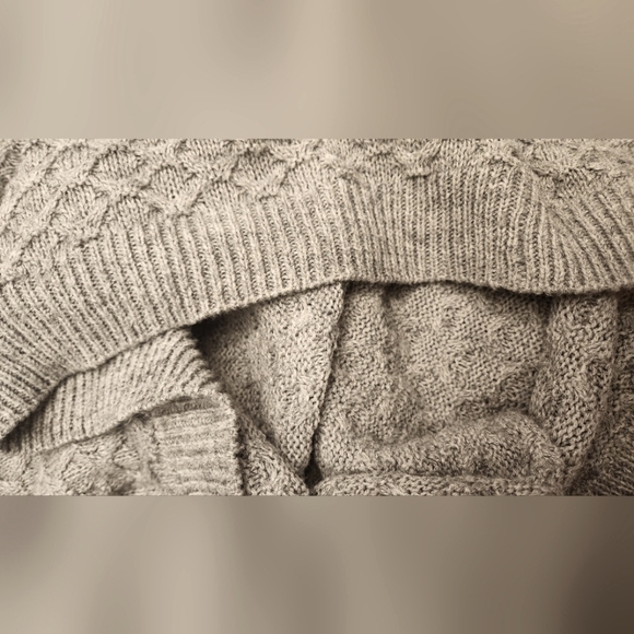 H&M Grey Oversized Cowl Neck Sweater - Picture 10 of 12